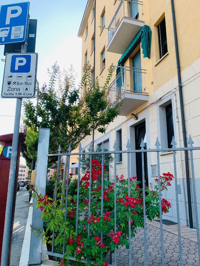 Veba Fiera Apartman Bologna Kültér fotó